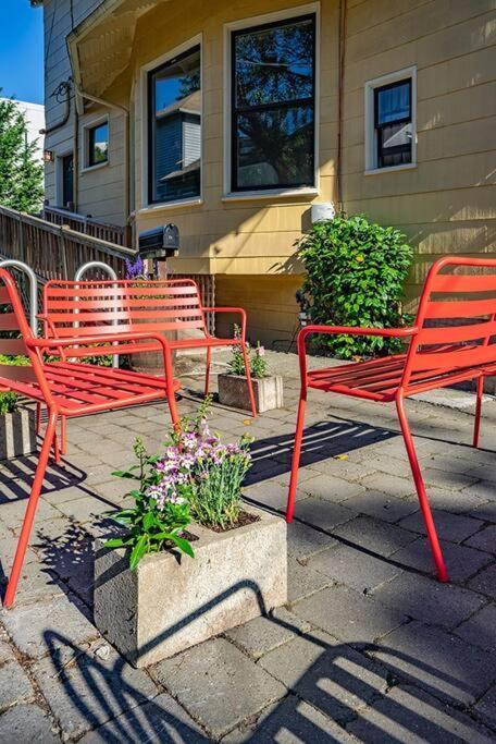 Charming 1Bd Suite In Capitol Hill - Foxglove Inn Сиэтл Экстерьер фото