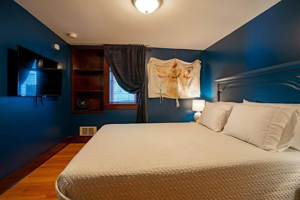 Charming 1Bd Suite In Capitol Hill - Foxglove Inn Сиэтл Экстерьер фото
